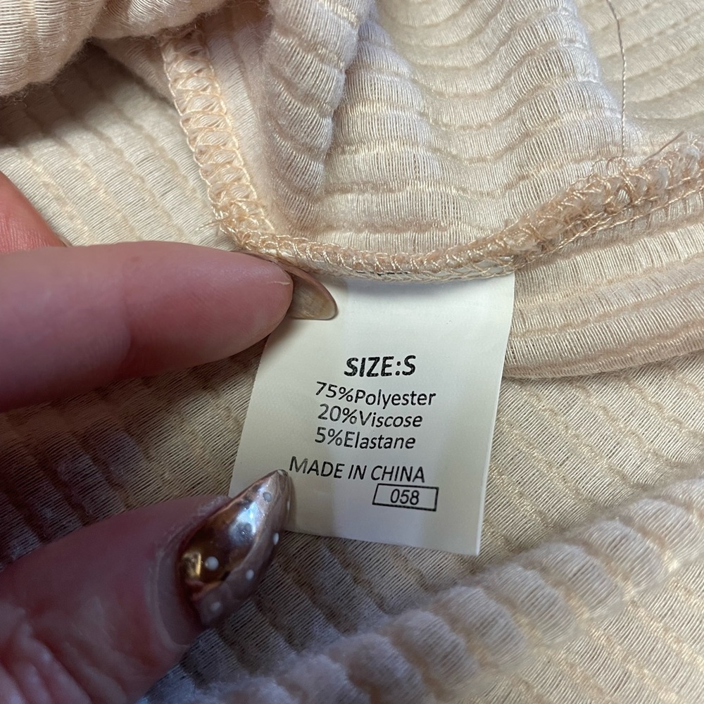 Women's Cream Ribbed Top - Picture 6 of 8